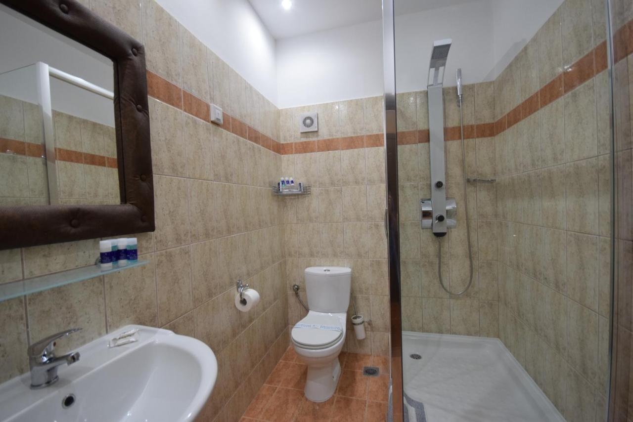 Hotel Dias Olympiakí Aktí 외부 사진